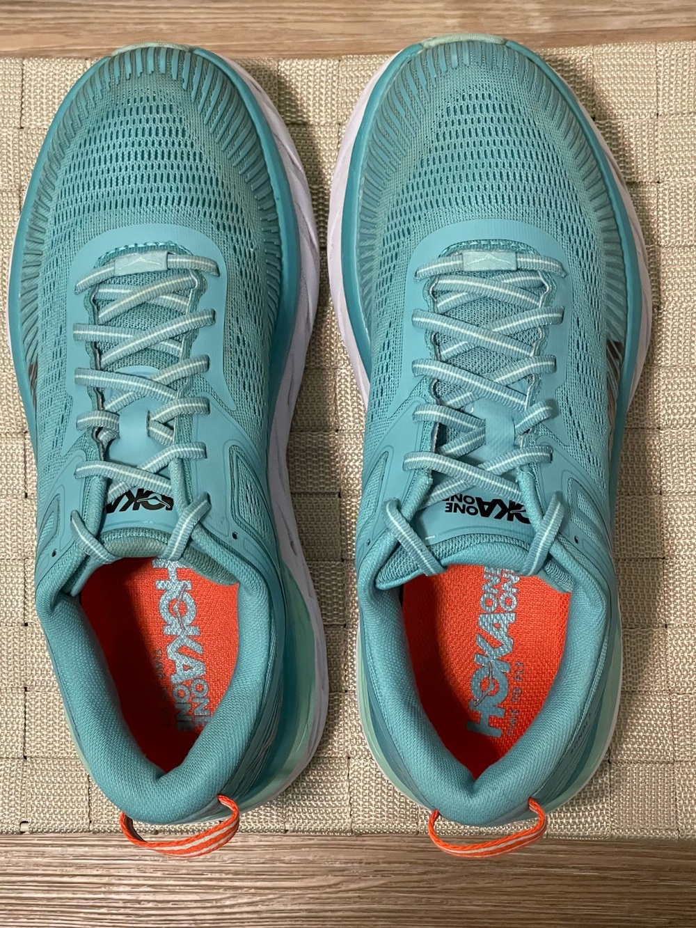 Women’s Hoka Bondi 7, 10.5D wide, Great condition. Aquarelle blue